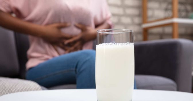 Doenças - Principais e Como Tratá-las: 4 sinais de Intolerância à Lactose que você pode estar ignorando em seu corpo